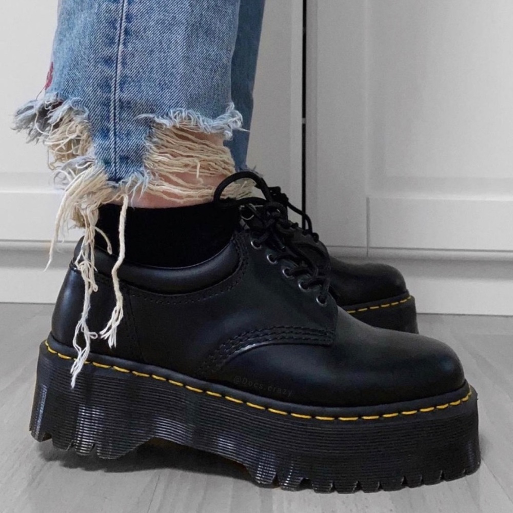 Size 6 8053 Leather Platform Casual Doc Martens